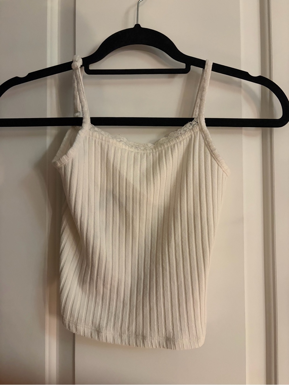 Girls Cream Ribbed Lace-Trim Cami Tank size medium Top 8 never worn no tags